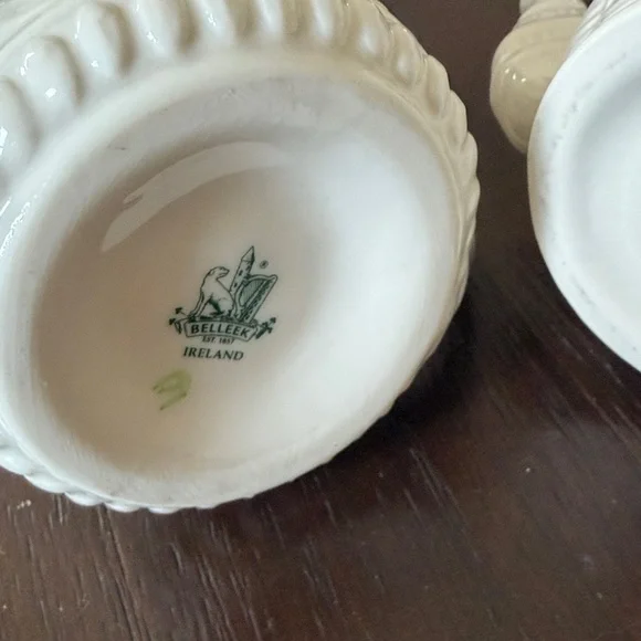 Belleek White Porcelain Miniature Tea Set with Green Shamrock Detail - Picture 8 of 8